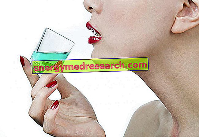 Mundwasser: Wirken sie gegen Mundgeruch?